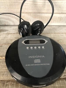 Insignia Portable CD Player NS-P4112 w/Skip Protection & Headphones - No Wires - Picture 1 of 11