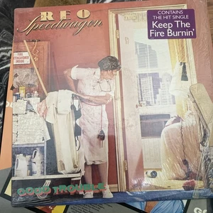 Reo Speedwagon Good Trouble Vinyl Record (Epic) 1982 - Bild 1 von 7