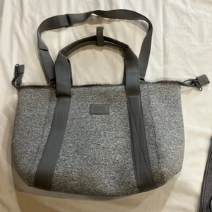 Dagne Dover Large Travel/Diaper Bag Heathered Gray Straps Excellent Condition! - Picture 1 of 17