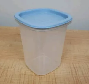 Rubbermaid Servierbehälter Quadratisch Klar Lebensmittelbehälter #0304 1,8 Pt #8 Blau Deckel - Bild 1 von 11