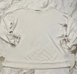Simply Vera Wang Soft Long Sleeve Top Women's Size XS Ivory Bow Sleeve - Picture 1 of 9