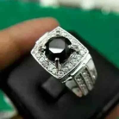 Anillo de boda redondo de diamantes negros creado en laboratorio de 2,10 quilates enchapado en oro blanco de 14 k para hombre Foto 1 de 3