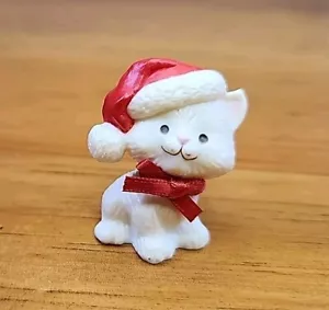 Hallmark Merry Miniatures 1983 Kitten with Red Bow & Christmas Hat. W1 - Picture 1 of 5