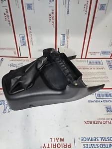 97-01 Honda CRV RD1 Manual 5 Speed Center Console Shift Bezel Boot Trim OEM - Picture 1 of 11