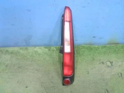 DAIHATSU Move 1999 GF-L902S Right Tail Light [Used] [PA108286012] - image 1 of 3