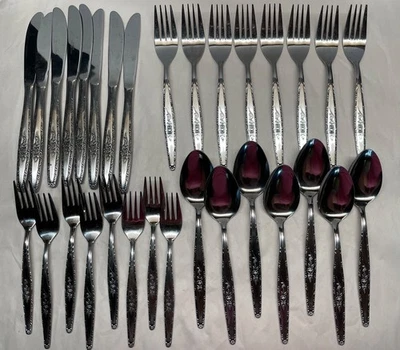 31pc Stylecraft SYF2 Stainless Flatware Set Japan - Image 1 of 4