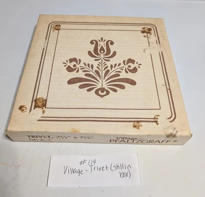 "Trivet Pfaltzgraff Village Pattern - 73/4"" cuadrado - 06-615 - nuevo en caja" Foto 1 de 4