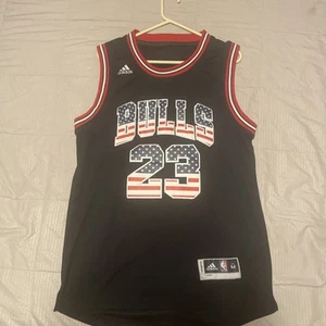 Chicago Bulls Michael Jordan Special Edition 4th of July Jersey - Picture 1 of 4