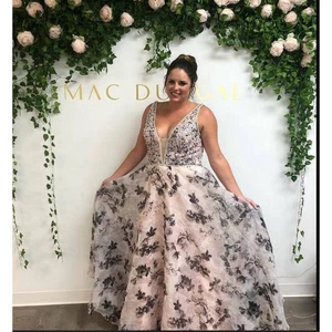 Mac Duggal Size 14W Floral Beaded sleeveless I Illusion Plunge Gown Train - Picture 1 of 11