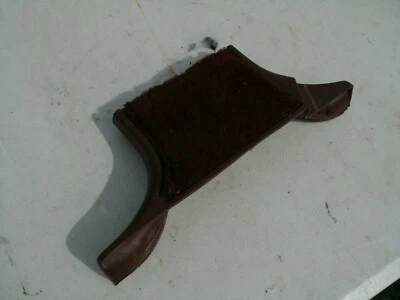 77-90 GM FULL FOUR DOOR CENTER B POST LOWER CARPET TRIM COVER MOLDING LH LEFT - Image 1 of 4