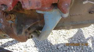 1955-64 600,800,501, 601, 801, 901,2000, 4000 FORD TRACTOR PISTON PUMP MANIFOLD - Picture 1 of 2