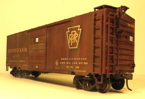 Weaver Custom Line Pennsylvania RR O Scale, 2 Rail 40' Weathered Boxcar - Picture 1 of 7