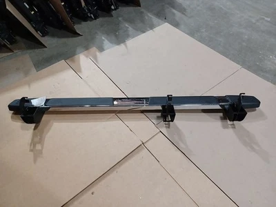 Driver estribo izquierdo BVQ 6" para Silverado Sierra 2500 3500 22-24 2982646 Foto 1 de 3