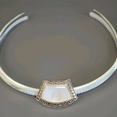 Sterling Silver Omega Chain Mother of Pearl Slide from Thailand 16 Inch 31.7 Gr - Image 1 of 4