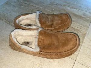 UGG Australia Ascot kastanienbraun 5775 Wildleder Lammfell Hausschuhe Halbschuh Gr. 9 - Bild 1 von 6