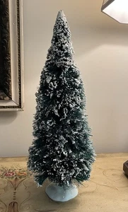 Dept 56 Vtg Bottle Brush-Sisal LARGE Xmas Tree-Snow Flocked 23” Tall - RARE-HTF - Picture 1 of 11