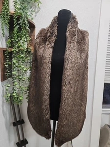 Tart Collections Vest Women's Size S Brown Acrylic Faux Fur Comfort Open Front - Picture 1 of 9