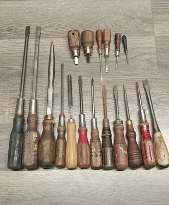 Old Screwdrivers Wood Handle Antique VTG Cabinetmaker Tools Lot USA Lot Of 18 - Image 1 of 4