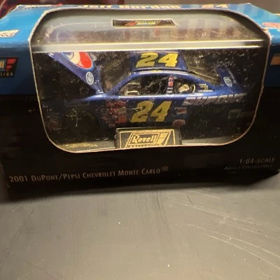 Chevy Monte Carlo 2001 colección Revell Jeff Gordon DuPont Pepsi 1:64 en caja Foto 1 de 4