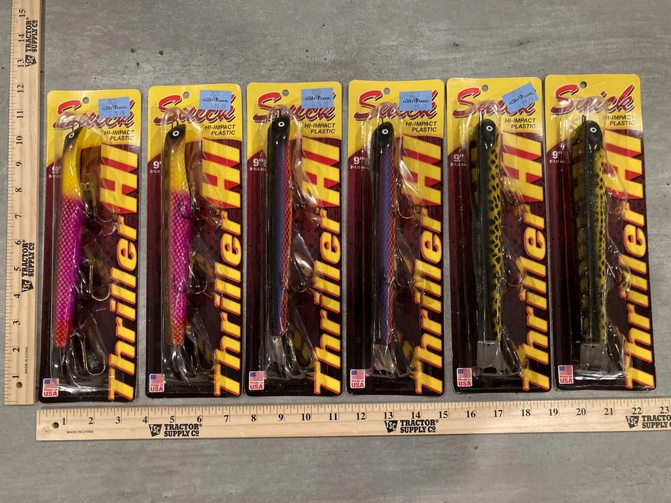 Lot of 6 Suick Thriller Hi Impact Muskie Lures - New  - 9 Inch - 3 Diff Colors - Image 1 of 4