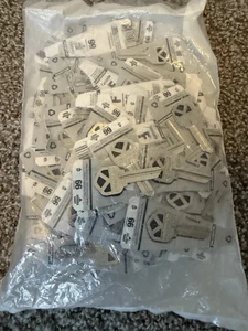 Qty-120 #66 Hillman Cassette F Key Blanks Carded Single Sided Silver 88250 - Picture 1 of 2