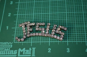Vintage Silver Tone Clear Rhinestone JESUS Pin Brooch - Picture 1 of 5