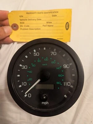Land Rover NAS Defender 90 Speedometer SpeedoAMR 5721 VDO 01 112 419 For Repair Foto 1 de 4