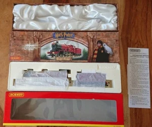 RARE Hornby R2301 Harry Potter Hogwarts Castle Locomotive Gold Plated Edition - Picture 1 of 5