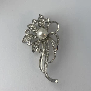 Vintage Brosche Anstecknadel klar Strass Blume silberfarben - Bild 1 von 6