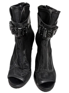 Karl Lagerfeld Paris Bryssa Blayze Lug Sole Heel Booties Women’s Size 7M Black - Picture 1 of 17