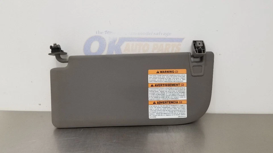 19 FORD F550 SUPER DUTY QUEBRA SOL ESQUERDO DRIVER CINZA - Imagem 1 de 4