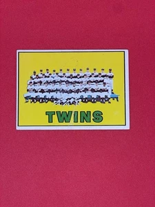 1967 Topps - Minnesota Twins #211 Crease See Photos For Condition - Imagen 1 de 2