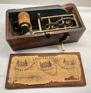 Antigua máquina magnetoeléctrica Davis & Kidder's de 1854 para enfermedades nerviosas - Imagen 1 de 11