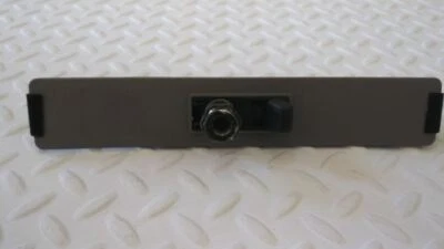 Ajustador retractor cinturón de seguridad pasajero delantero Ford Escort LX 1997 Foto 1 de 4