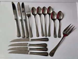 REED & BARTON Heritage gehämmert 18/10 Edelstahl 14 Stück Löffel Gabeln Messer - Bild 1 von 2