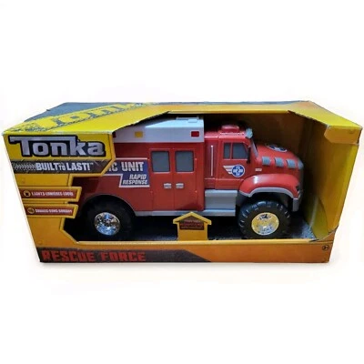 Tonka Rescue Force Lights & Sounds Paramedic Unit Rapid Response Ambulance 2017 - Image 1 of 2
