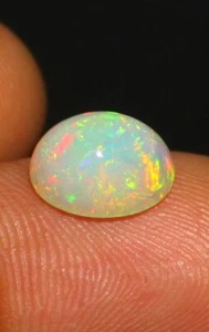 Opal Edelstein, ovaler Opal Cabochon, Naturopal, äthiopischer Weloopal, 2,60 kt - Bild 1 von 3