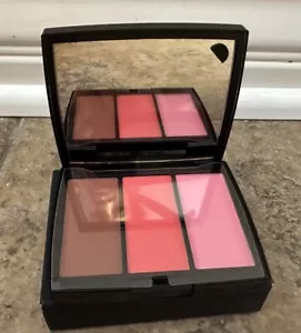 Anastasia Beverly Hills Blush Trio Cocktail party Blush. - Picture 1 of 3