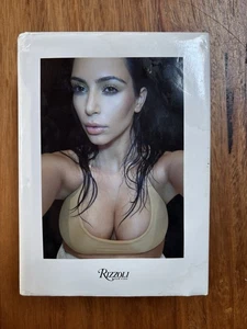 Kim Kardashian Selfish By Kim Kardashian HCDJ Minor Moisture Damage - Picture 1 of 6