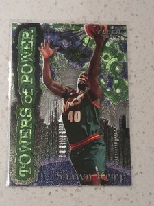 1996-97 Fleer Shawn Kemp Towers of Power #5 Seattle Supersonics RARE!! Tower - Bild 1 von 2