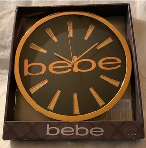 BEBE Reloj de Pared Pantalla Analógica Movimiento Cuarzo Oro Rosa Nuevo en Caja - Imagen 1 de 7