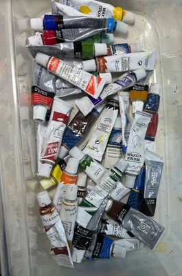 Student Grade Watercolor Lot, 38 tubes, Daler Rowney, Art Studio, My Artscape. - Image 1 of 4