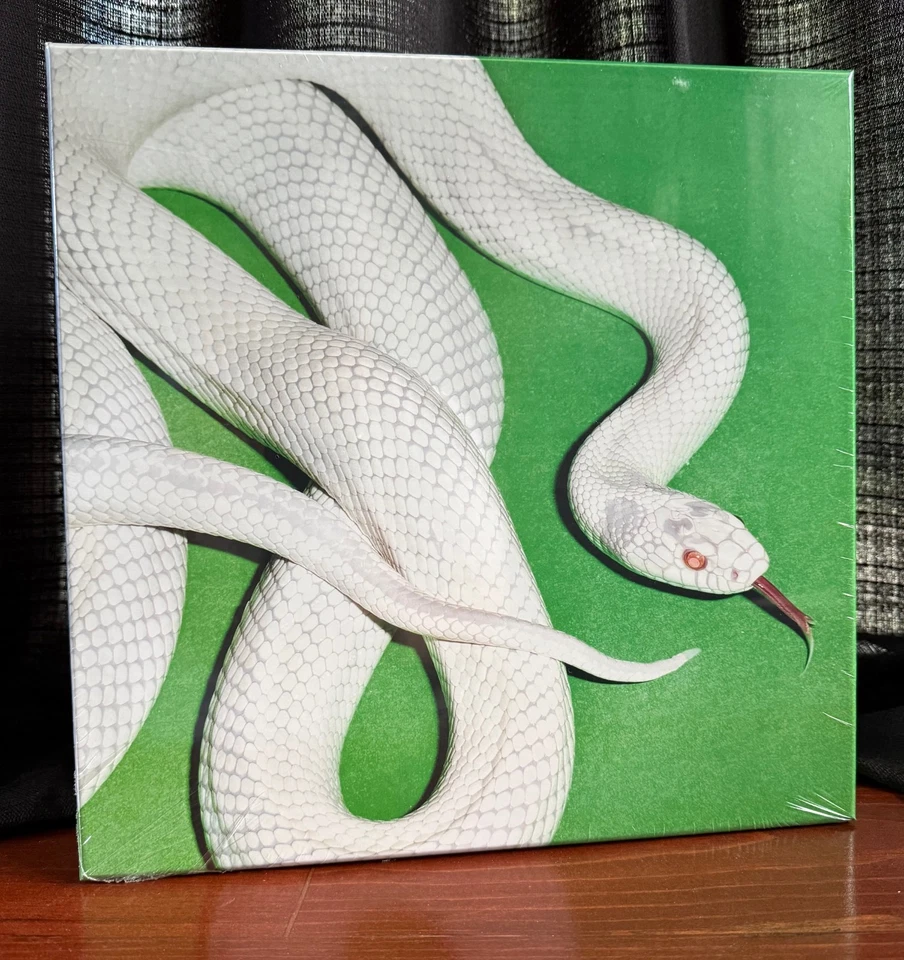 Deftones Private Music Vinyl Windbreaker Box Set XXL Jacket Record Album 2XL LTD - Image 1 of 4