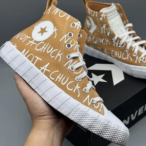 Converse Größe 10,5 Herren UNT1TL3D High Top Gold Hellbraun/Weiß Schuhe A05058C Neu - Bild 1 von 10