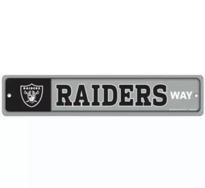 LAS VEGAS RAIDERS WAY Official NFL Wall Display 3.75 x 19 Street Sign Decoration - Picture 1 of 3
