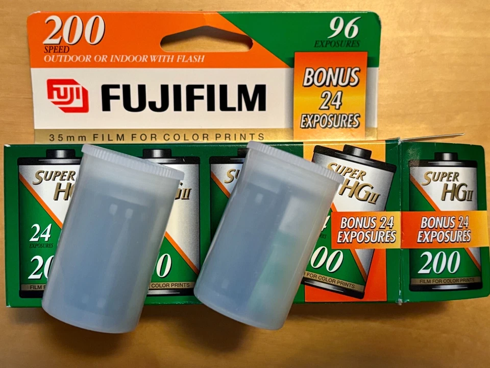 Fujifilm Super HQ 200 - Color print film 135 (35 mm) ISO 24 exposures 2 rolls #1024916