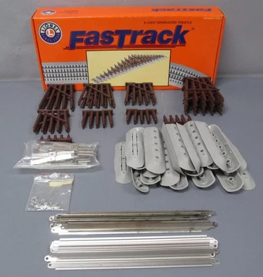 Lionel 6-12037 FasTrack Graduated Trestle Set - Image 1 of 4