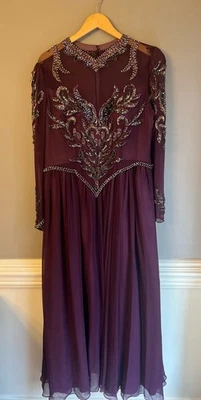 *罕见* 真丝复古 Jacqueline 串珠亮片长华丽梅子礼服 16 码 — 第 1/4 张图片