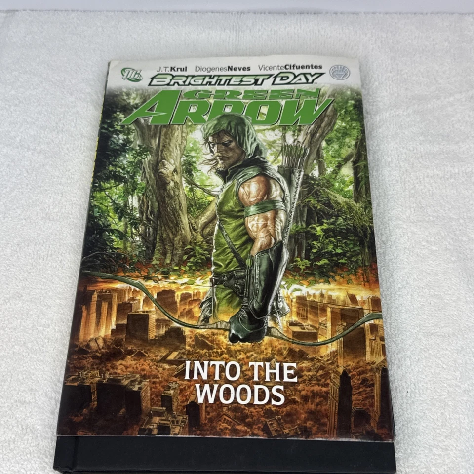 Green Arrow: Into The Woods - Brightest Day (DC Comics 2011 Hardcover) J.T. Krul - Image 1 of 4