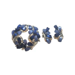 Vintage Early Coro Brooch Clip On Earrings Set Silver Tone Blue Beautiful - Picture 1 of 6